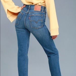 Levi Wedgie jeans